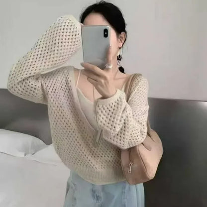 Ensemble 2 Pièces Femme – Gilet en Maille et Chemisier Ajouré
