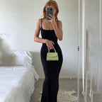 Robe longue dos nu en satin sans manches pour femmes