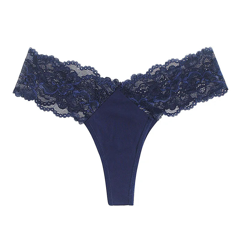 String sexy en dentelle pour femmes