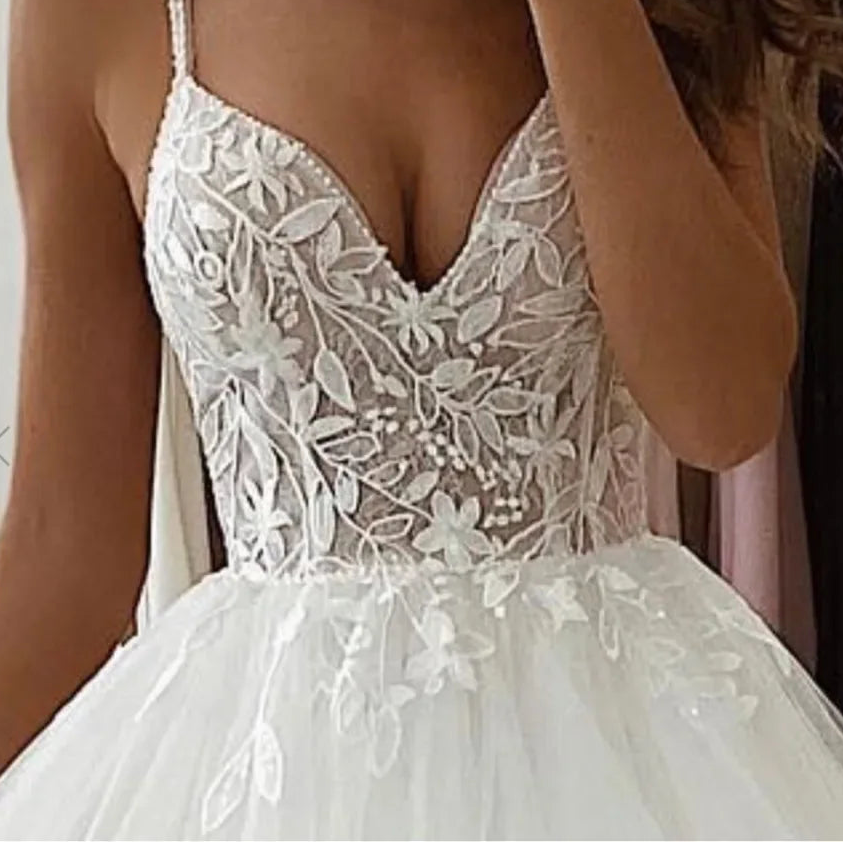 Robes de mariée à bretelles spaghetti pour femmes