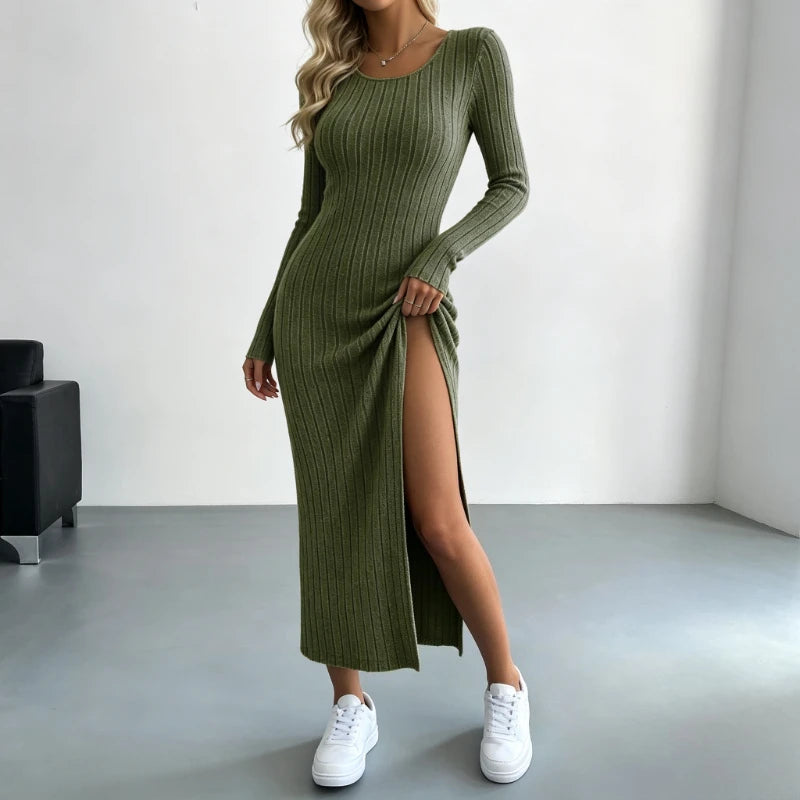 Robe en Maille Côtelée Femme – Col Rond et Fente Latérale
