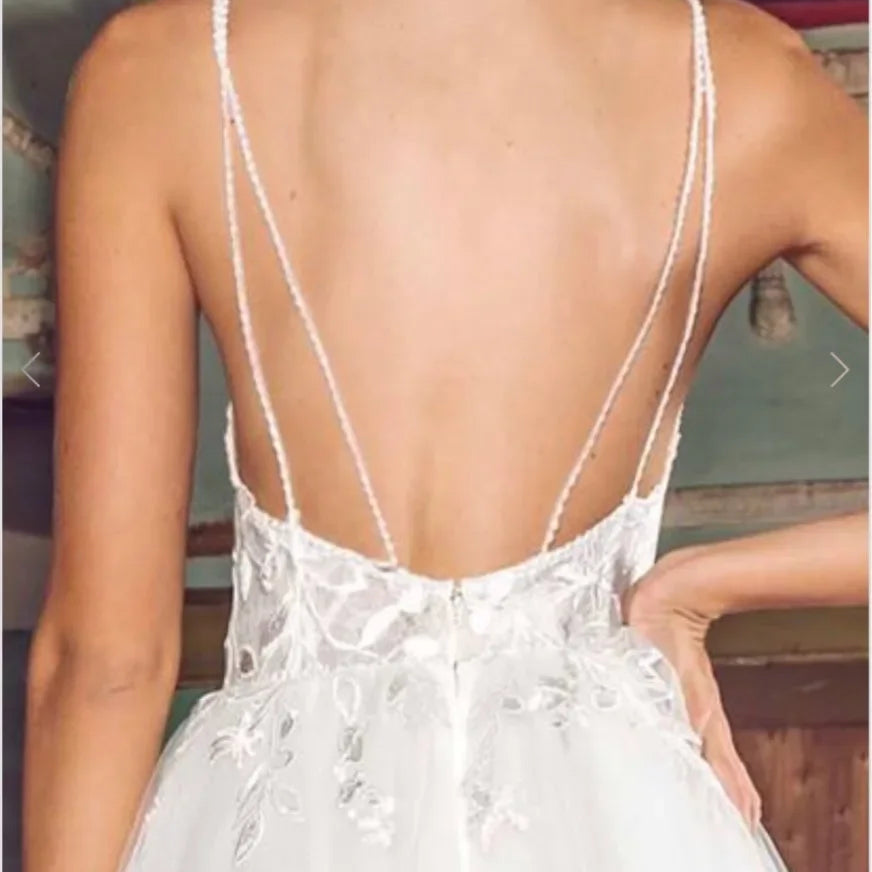 Robes de mariée à bretelles spaghetti pour femmes
