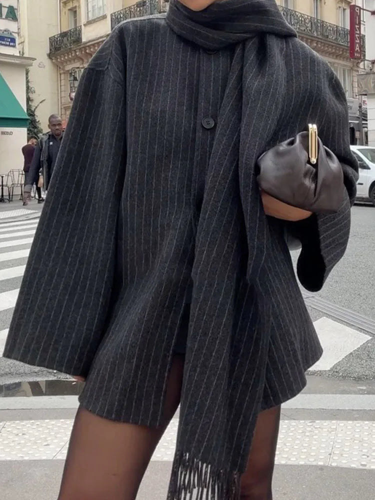 Veste avec écharpe col laine pour femmes