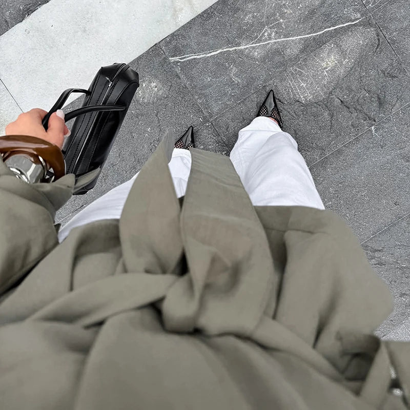 Manteau court à lacets pour femmes