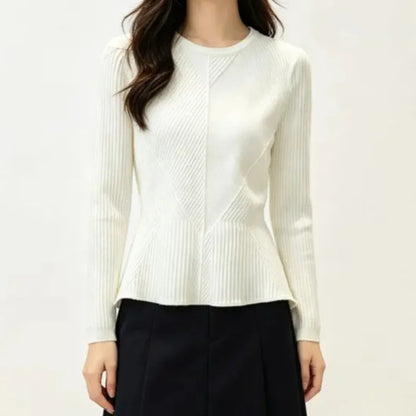 Pull Côtelé Femme – Maille Ajustée et Élégante