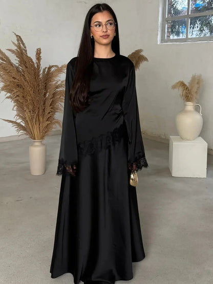 Chemise Satinée Femme – Dentelle et Ourlet Asymétrique
