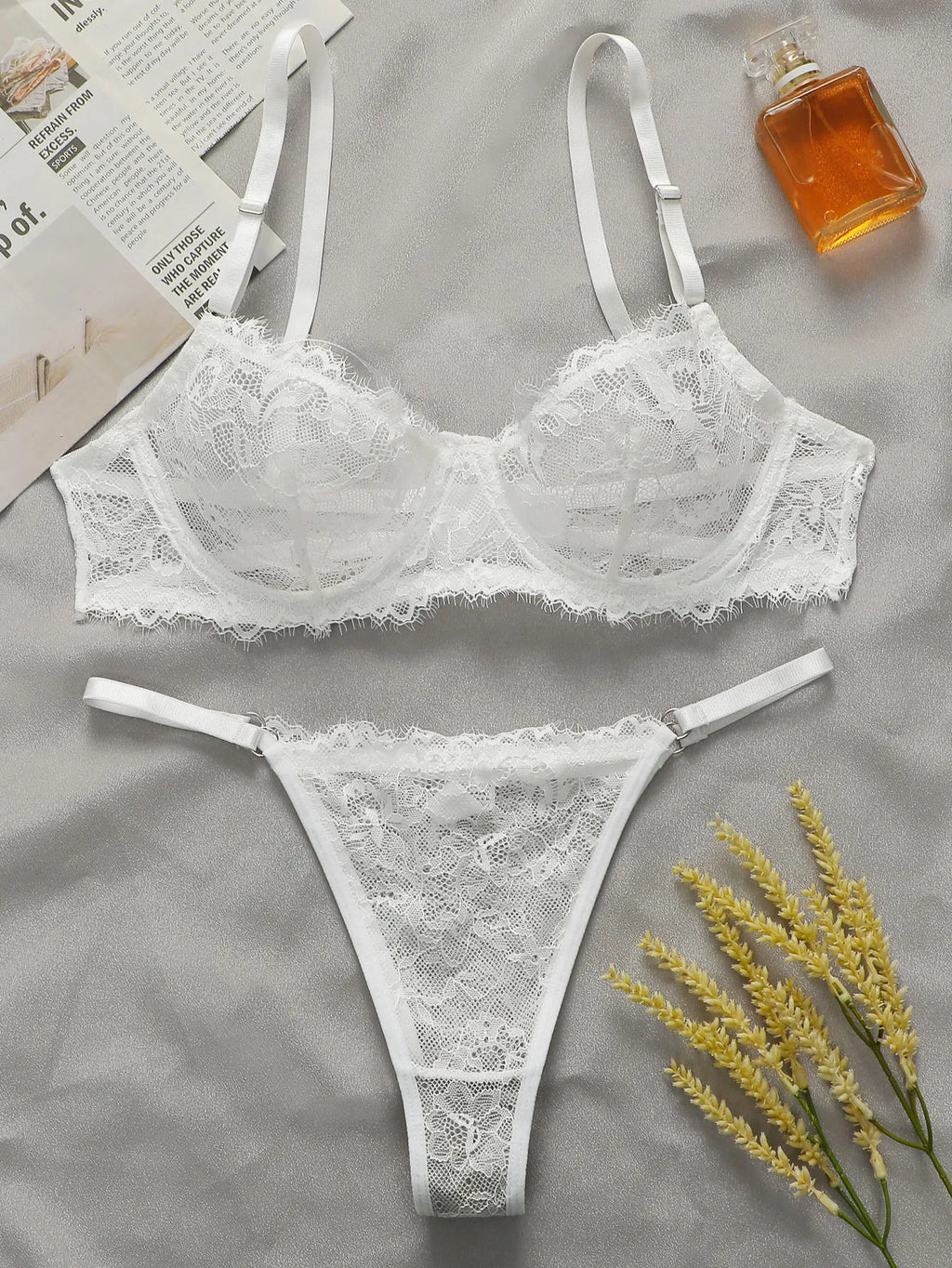 Ensemble de sous-vêtements en dentelle brodée pour femmes