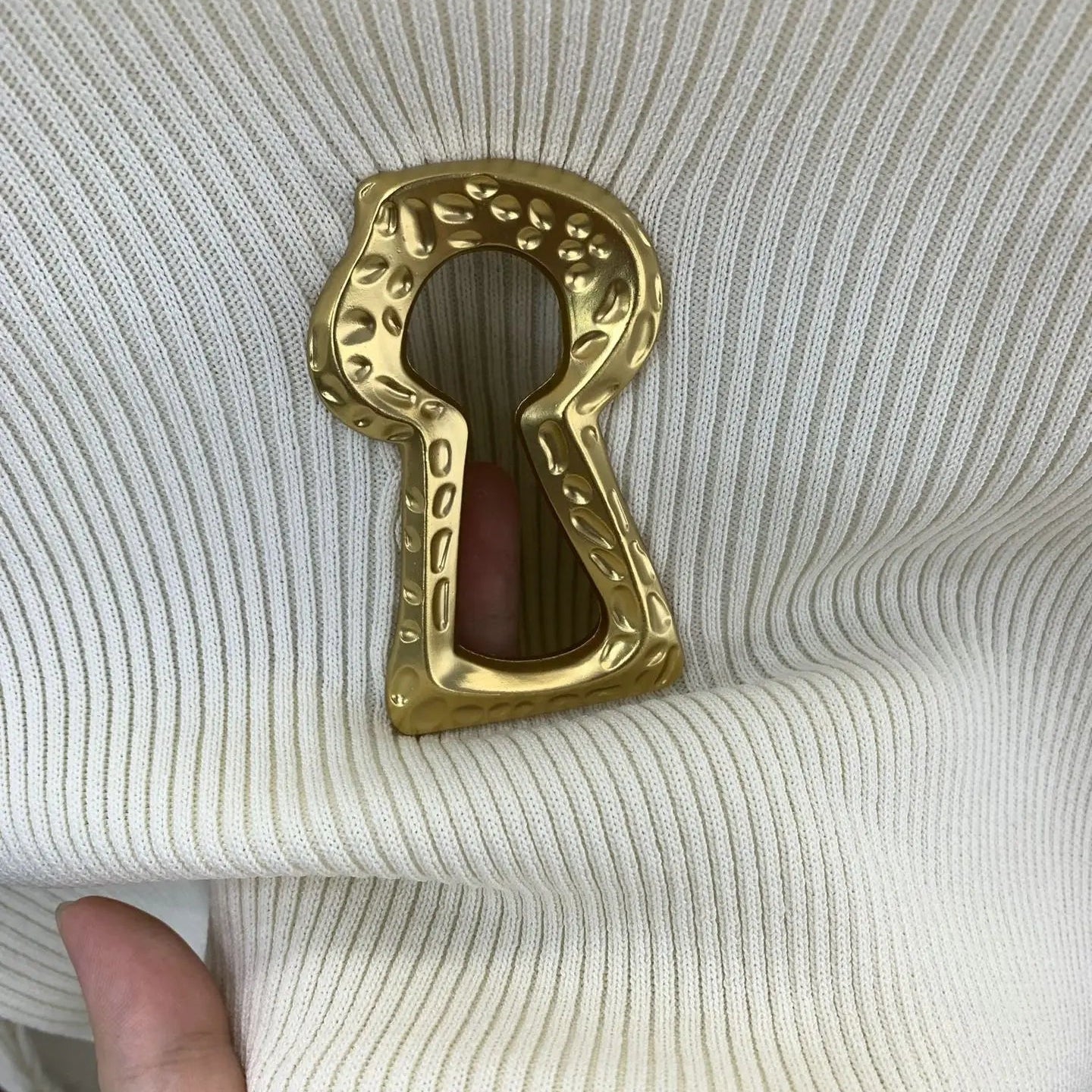 Pull tricoté ajouré à col mi-haut à manches longues pour femmes