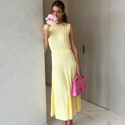 Robe Longue Femme – Maille Unie et Plissée