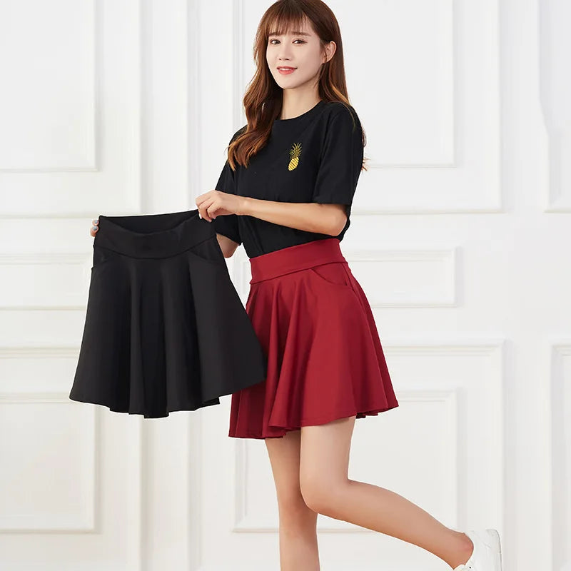 Jupe short noire à poches pour femmes