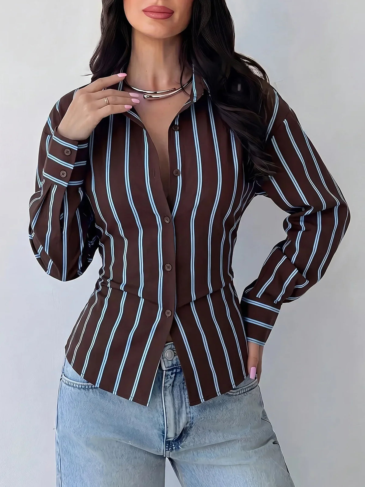 Chemise Rayée Femme – Rayures Verticales Contrastées