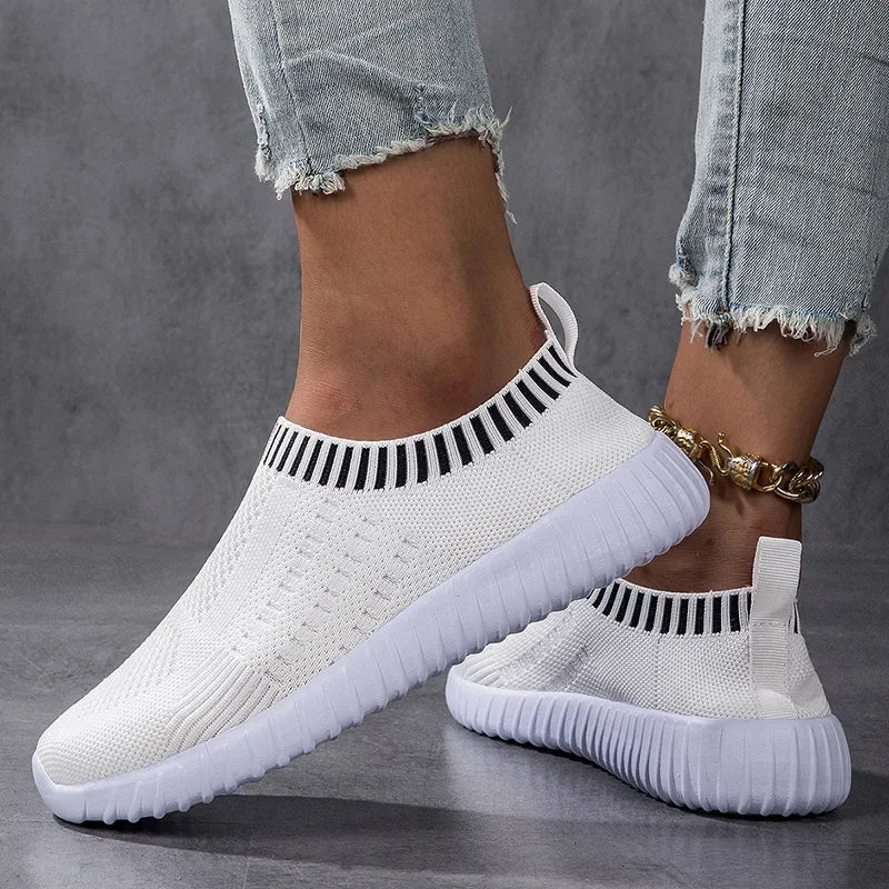 Chaussures plates sans lacet pour femmes