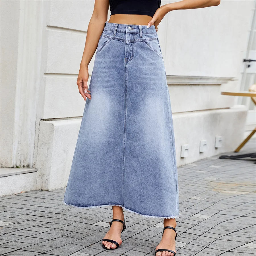 Jupe longue en jean vintage à poches amples et ourlet brut pour femmes