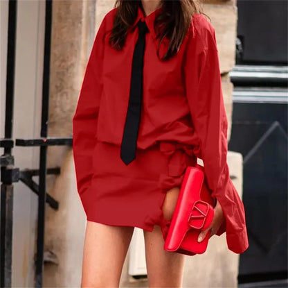 Ensemble femme rouge chemise et mini-jupe