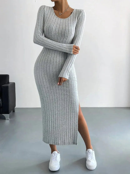 Robe en Maille Côtelée Femme – Col Rond et Fente Latérale