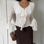 Chemise à volants et empiècements de dentelle pour femmes