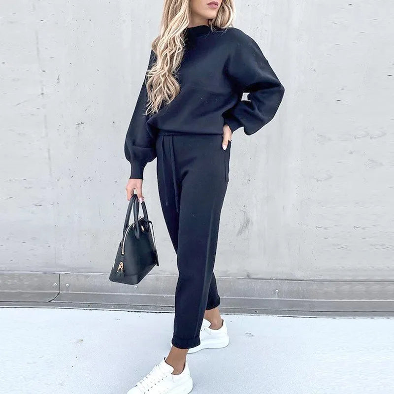 Ensemble deux pièces pantalon et polo à col roulé et manches longues pour femmes