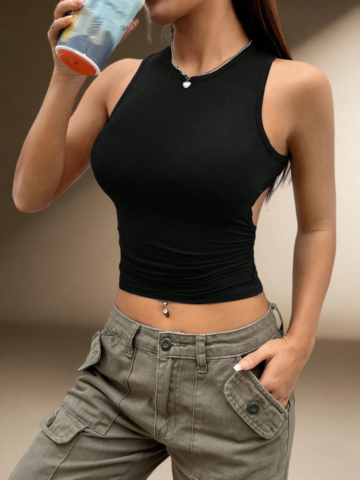 Débardeur Court Femme – Coupe Ajustée