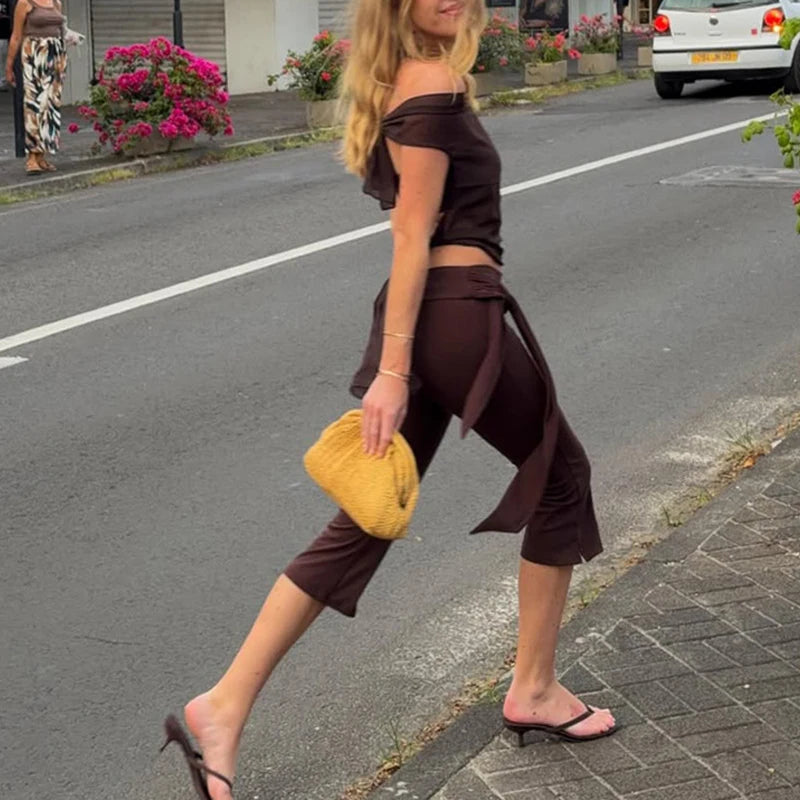 Pantalon Capri Femme – Taille Haute et Laçage Vintage