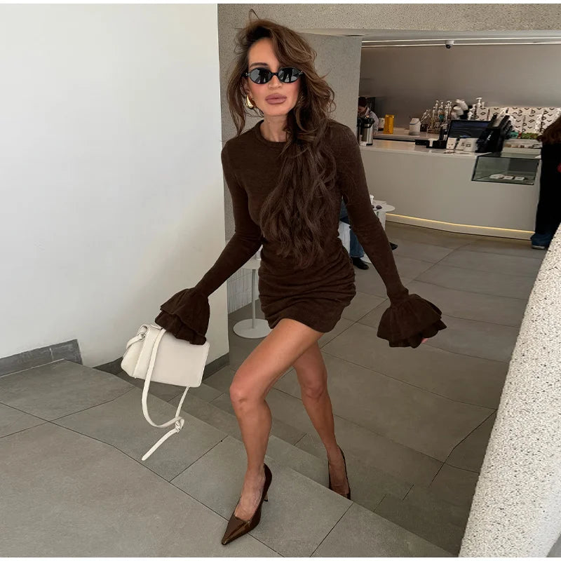 Robe courte en arête de poisson pour femmes