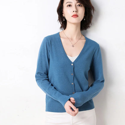 Cardigan Femme – Boutonnage Simple