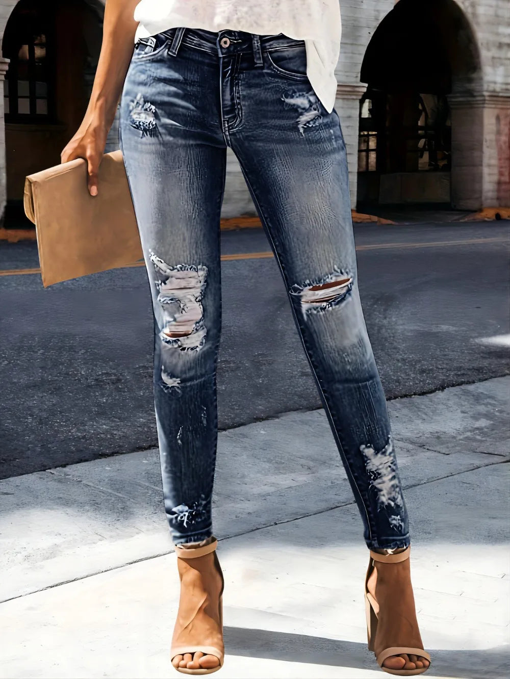 Jeans troués pour femmes