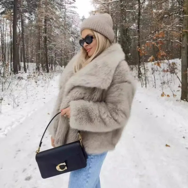 Manteau court en fausse fourrure de renard pour femmes