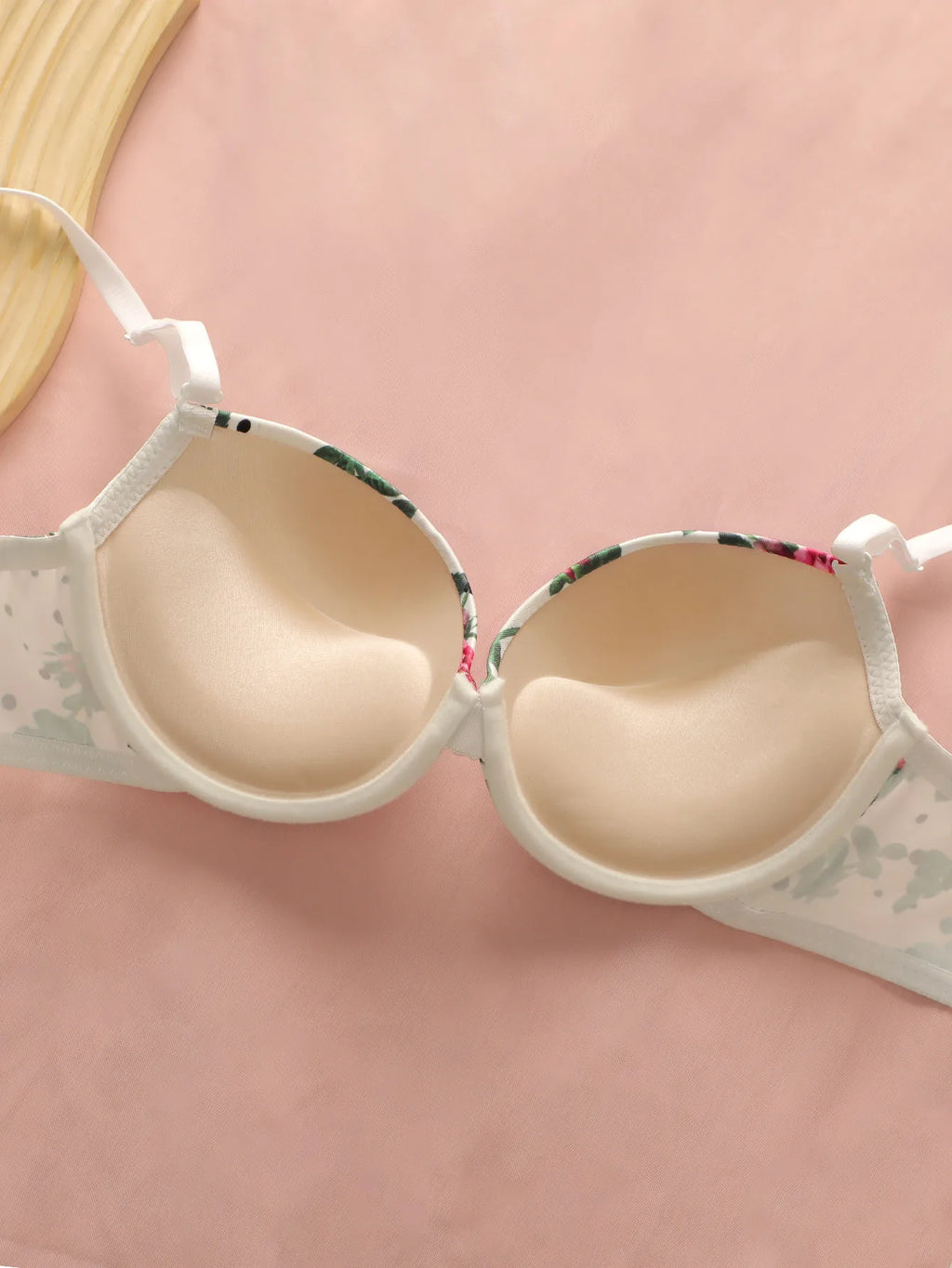 Ensemble de sous-vêtements soutien-gorge sexy à fleurs brodées pour femmes
