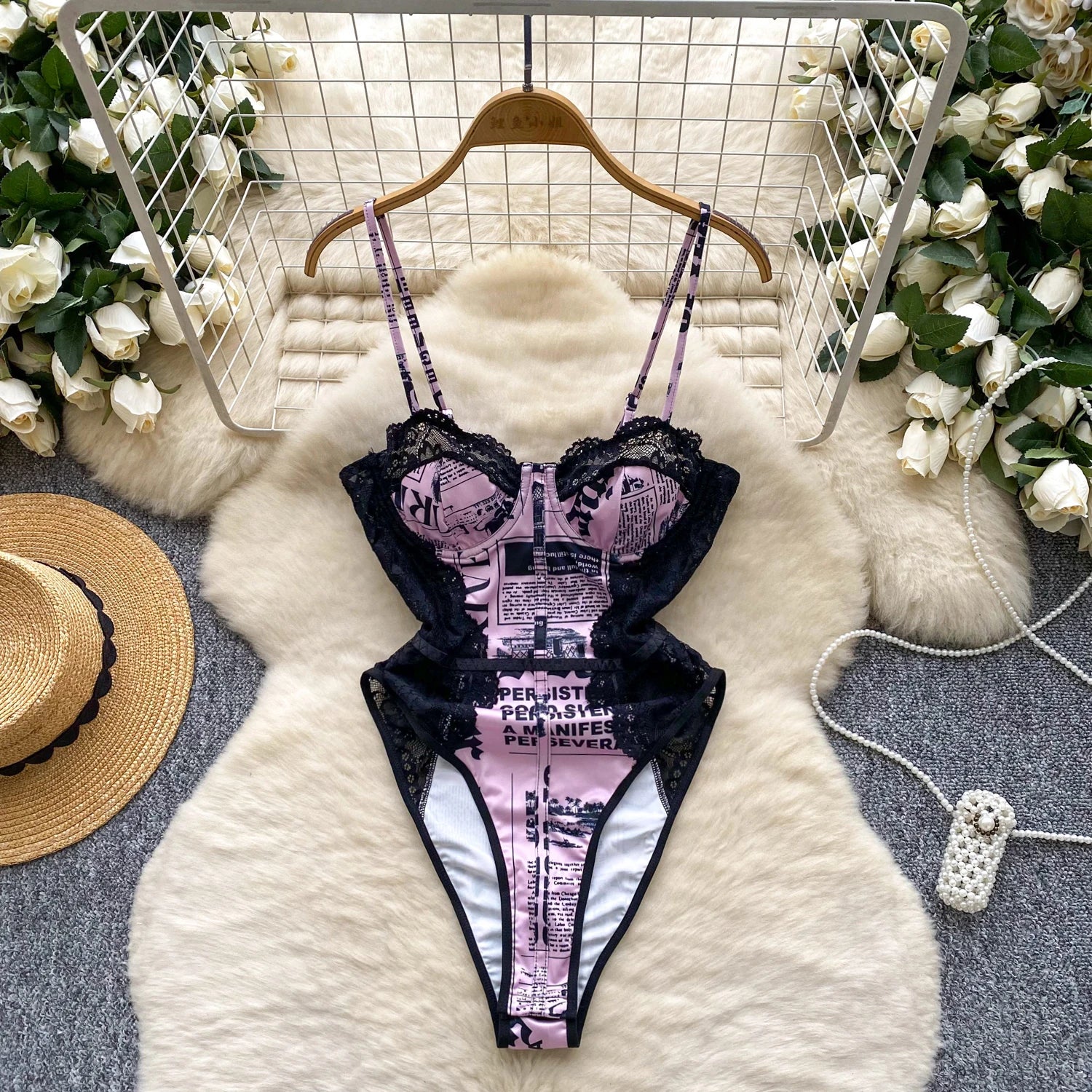 Body en dentelle rose pour femmes