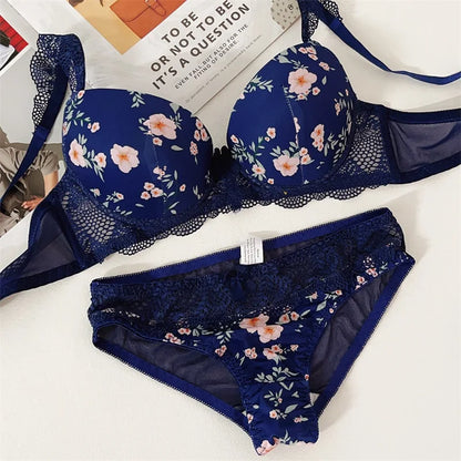 Ensemble Lingerie en Dentelle Florale Femme – Soutien-Gorge et Culotte
