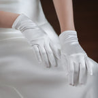 Gants court en satin pour femmes