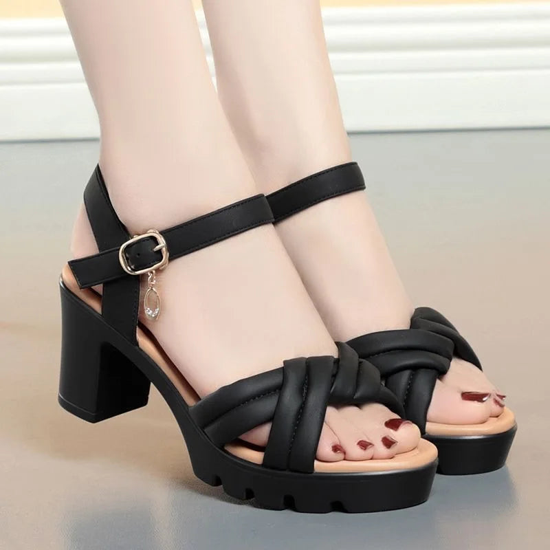 Sandale de mode en cuir talons pour femmes