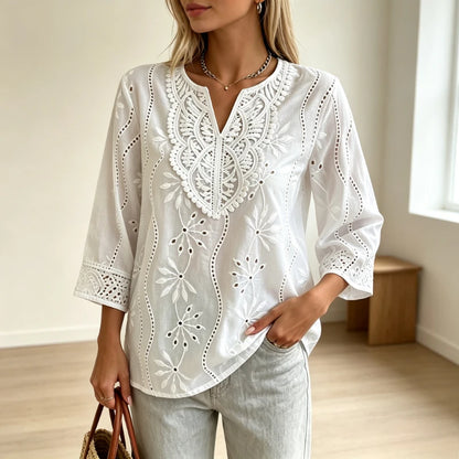 Chemisier Blanc Femme – Col V, Broderie Ajourée et Dentelle