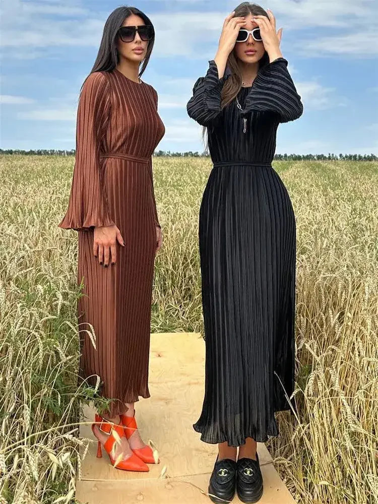 Robe Longue Femme – Volants, Laçage et Manches Évasées