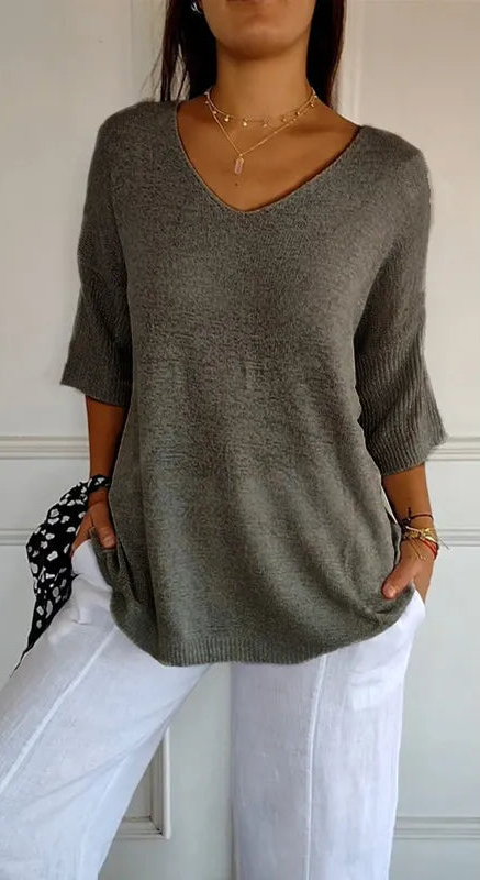 Chemise Décontractée Femme – Col V et Manches 3/4