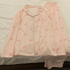 Ensemble de pyjama rose avec nœud papillon pour femmes