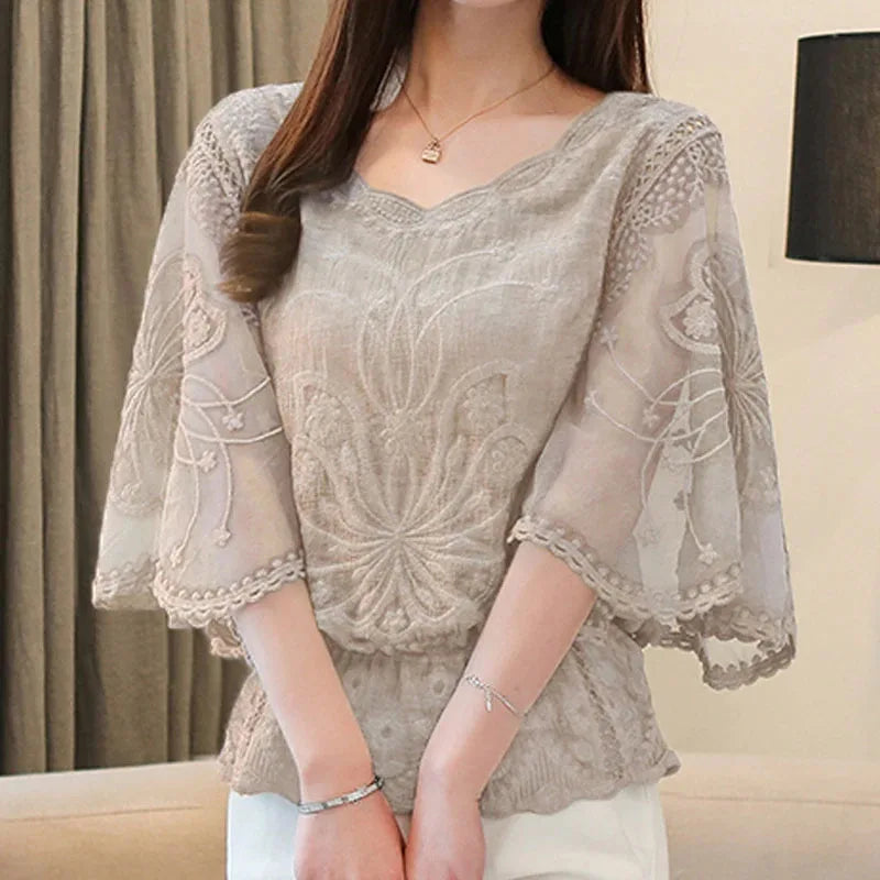 Chemisier en Mousseline Femme – Broderies et Manches Mi-Longues