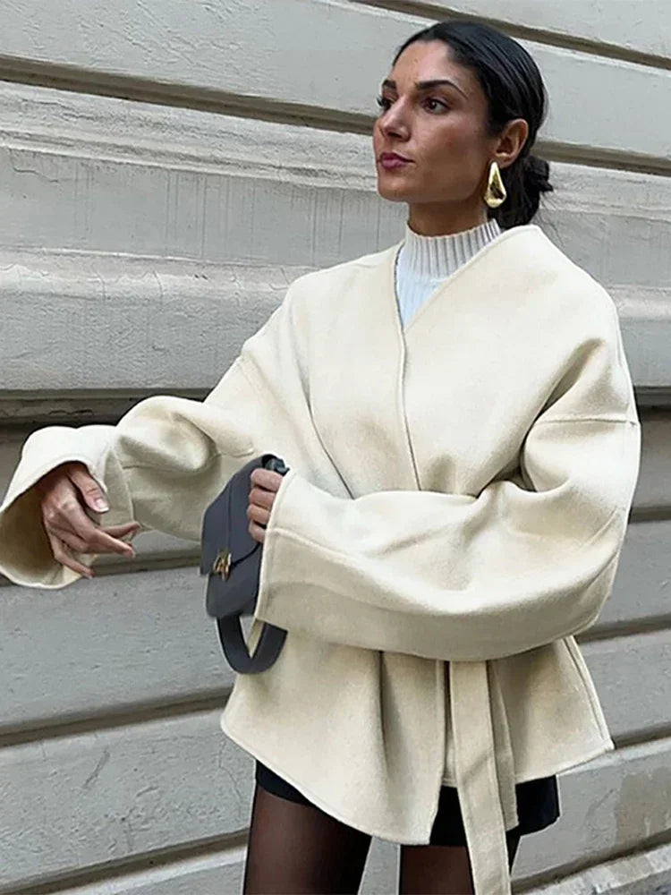 Manteau élégant à lacets pour femmes