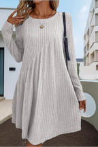 Robe décontractée à manches longues pour femmes