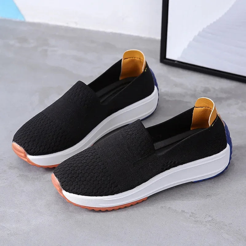 Chaussures brodées pour femmes