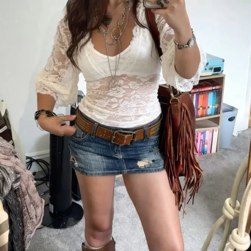 Top court sexy en dentelle florale à col en V pour femmes