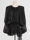 Robe courte élégant à col rond et lacets lanterne pour femmes
