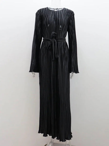 Robe Longue Femme – Volants, Laçage et Manches Évasées