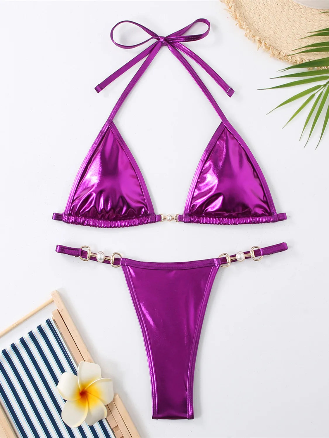 Maillot de bain deux pièces en PU haut  push-up et string pour femmes