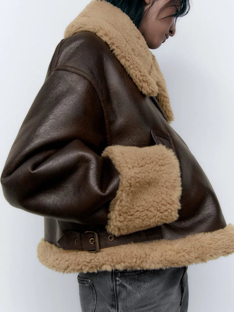 Manteau en faux cuir PU et fourrure de mouton pour femmes
