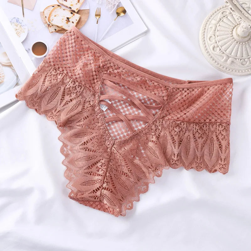 Culotte en dentelle pour femmes