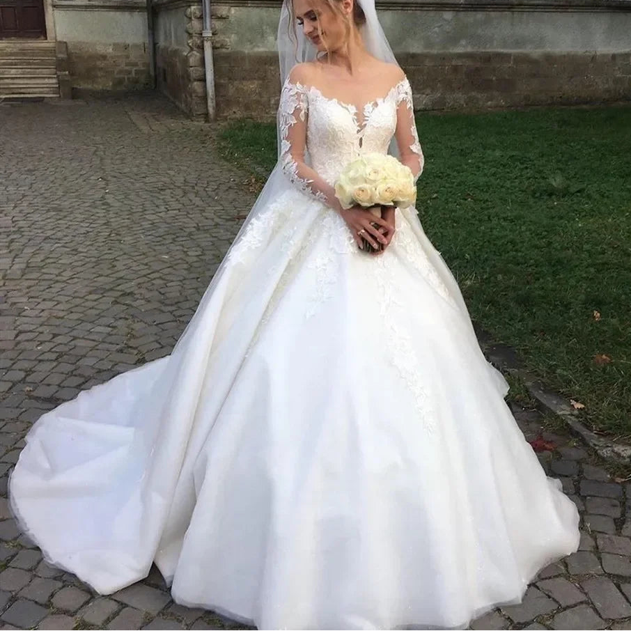 Robe de mariée princesse en dentelle pour femmes
