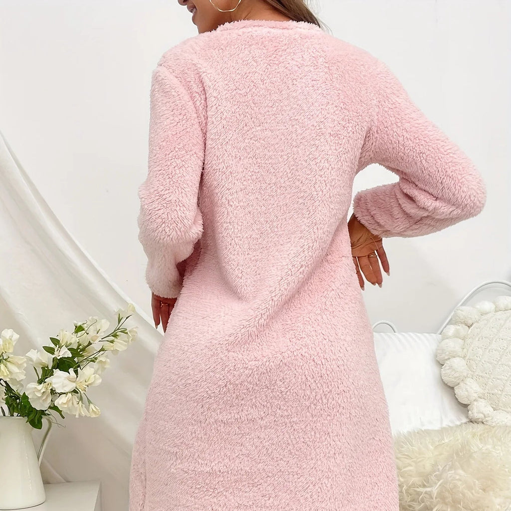 Chemise de nuit en velours de glouton pour femmes