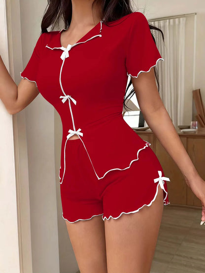 Pyjama d’Été Femme – Col Rabattu et Haut Noué
