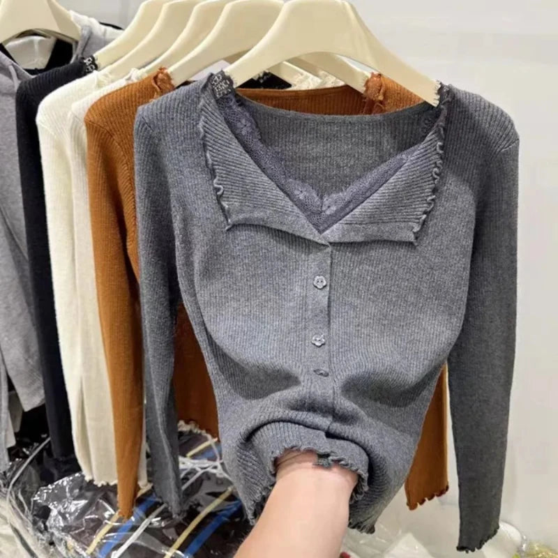 Cardigan Côtelé Femme – Bordures en Dentelle
